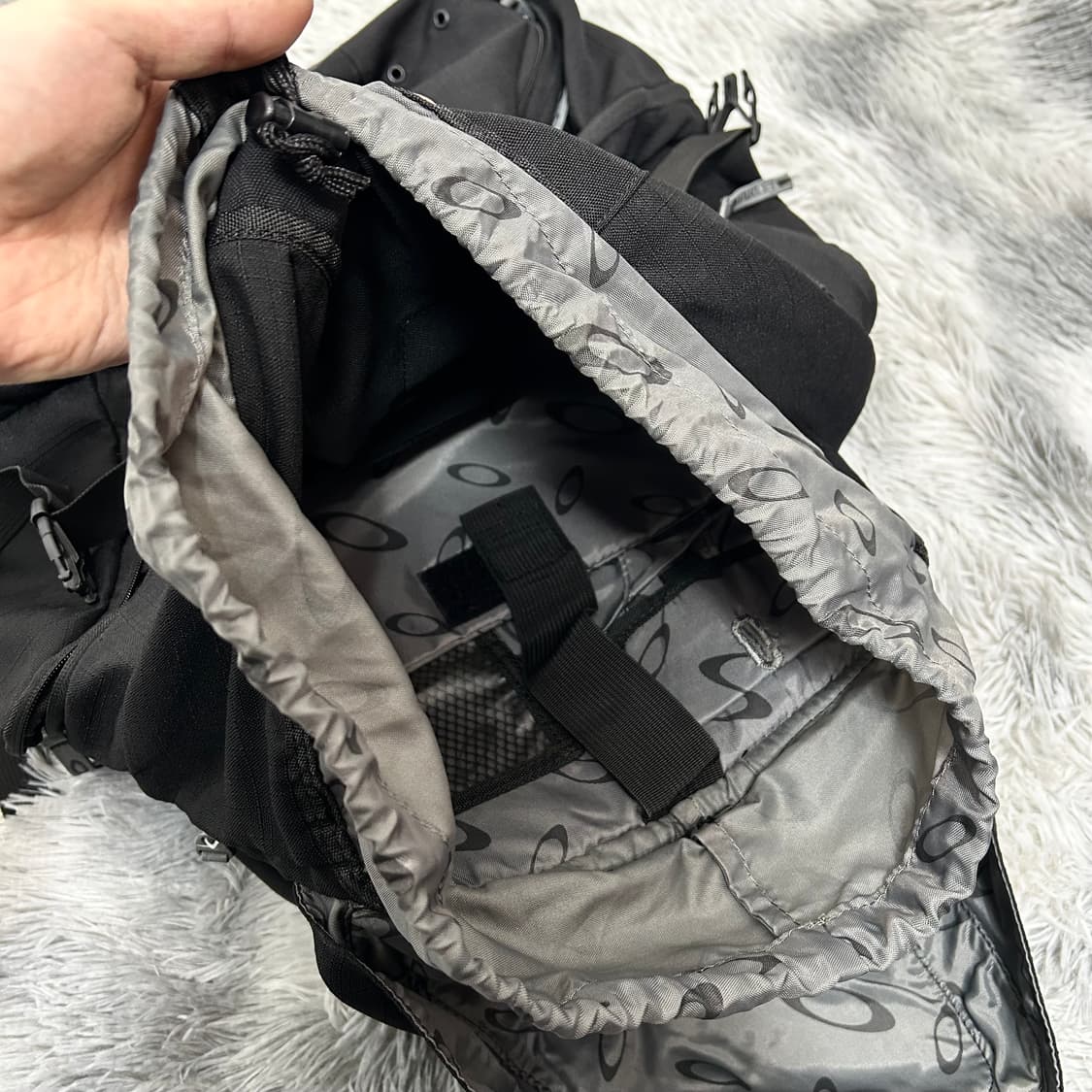 오클리 아이콘 백팩 상품이미지6