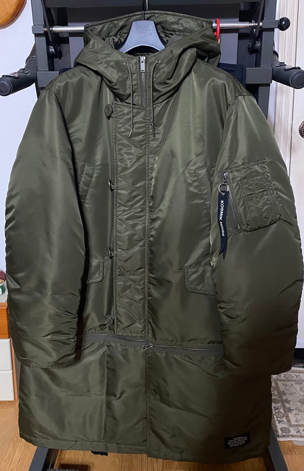 [L] 24Fw 언더커버 GU 히트 패딩 컨버터블 코트 점퍼 올리브 상품이미지1