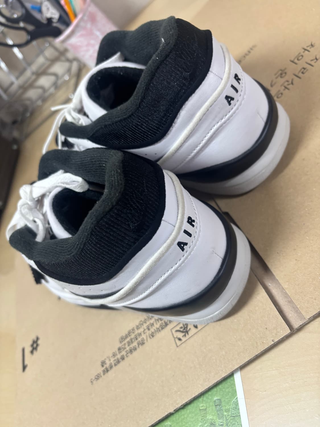 나이키 빌리아일리시 에어포스 270 상품이미지3