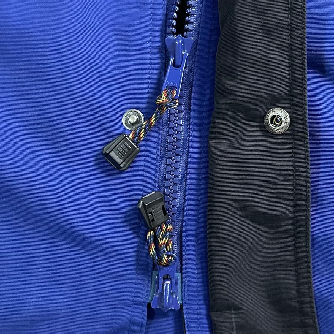 칼하트 윈드브레이커 자켓 상품이미지6