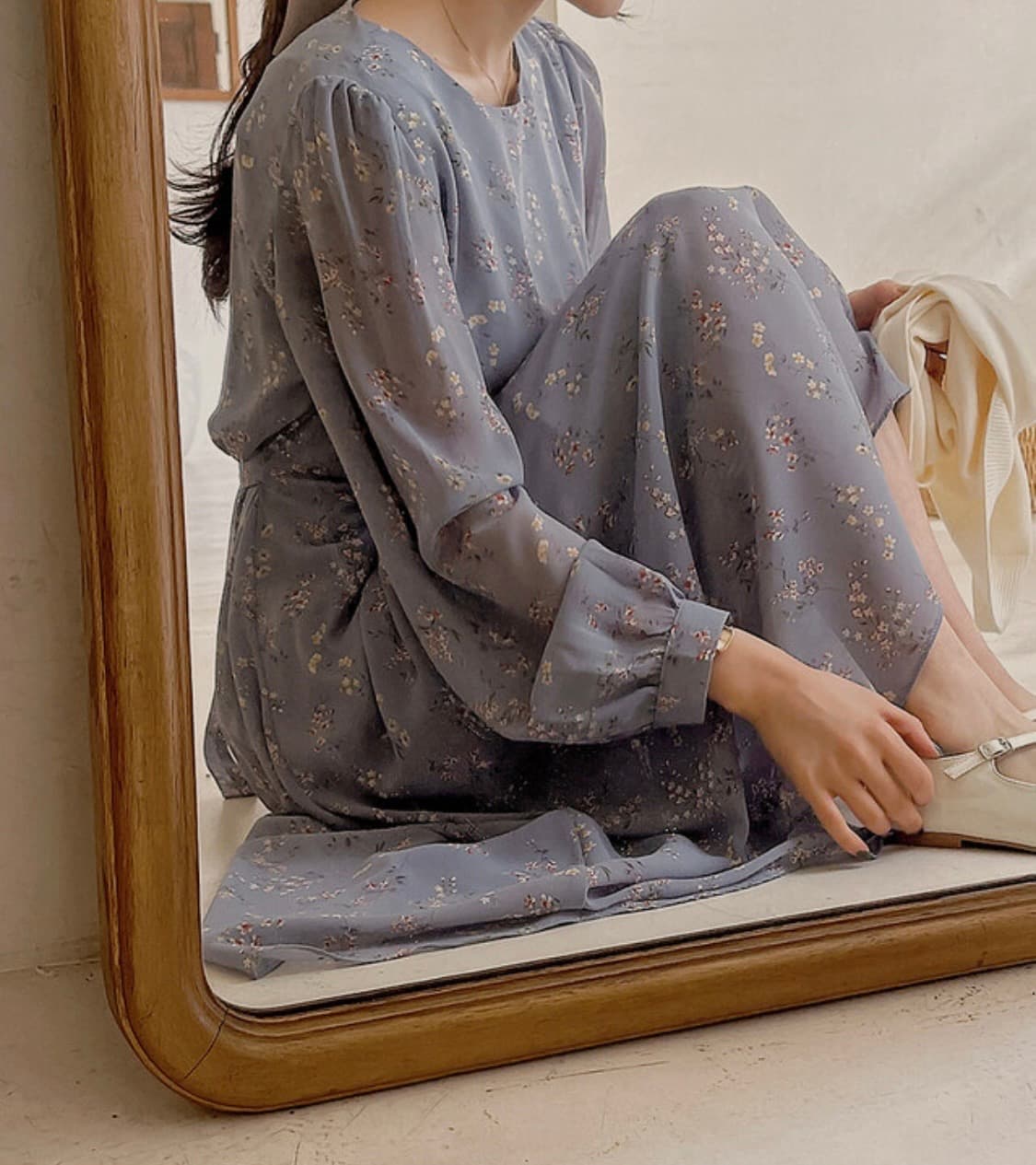 (미개봉, 새상품) 리리앤코 예리 플라워 롱 원피스 긴팔 소라 2사이즈 상품이미지6