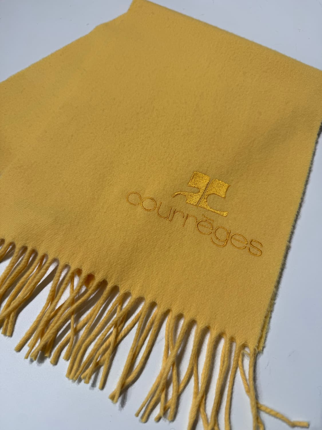 꾸레쥬 머플러 상품이미지1