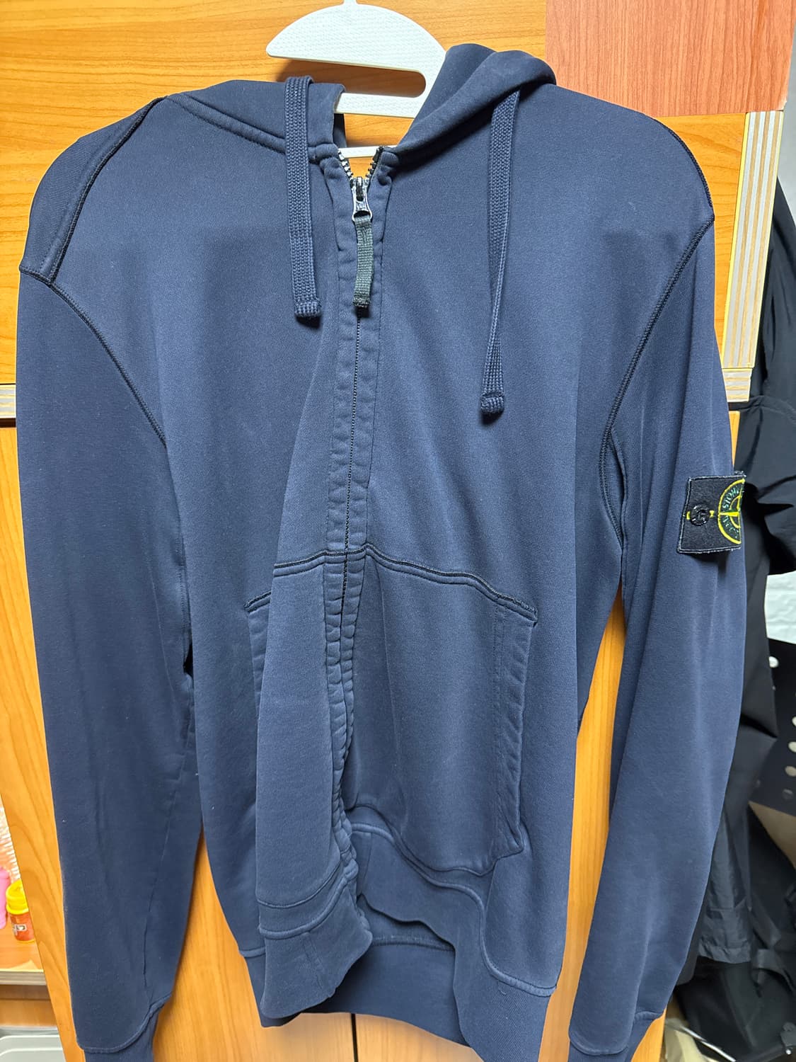 스톤아일랜드 후드집업 네이비 m 상품이미지1