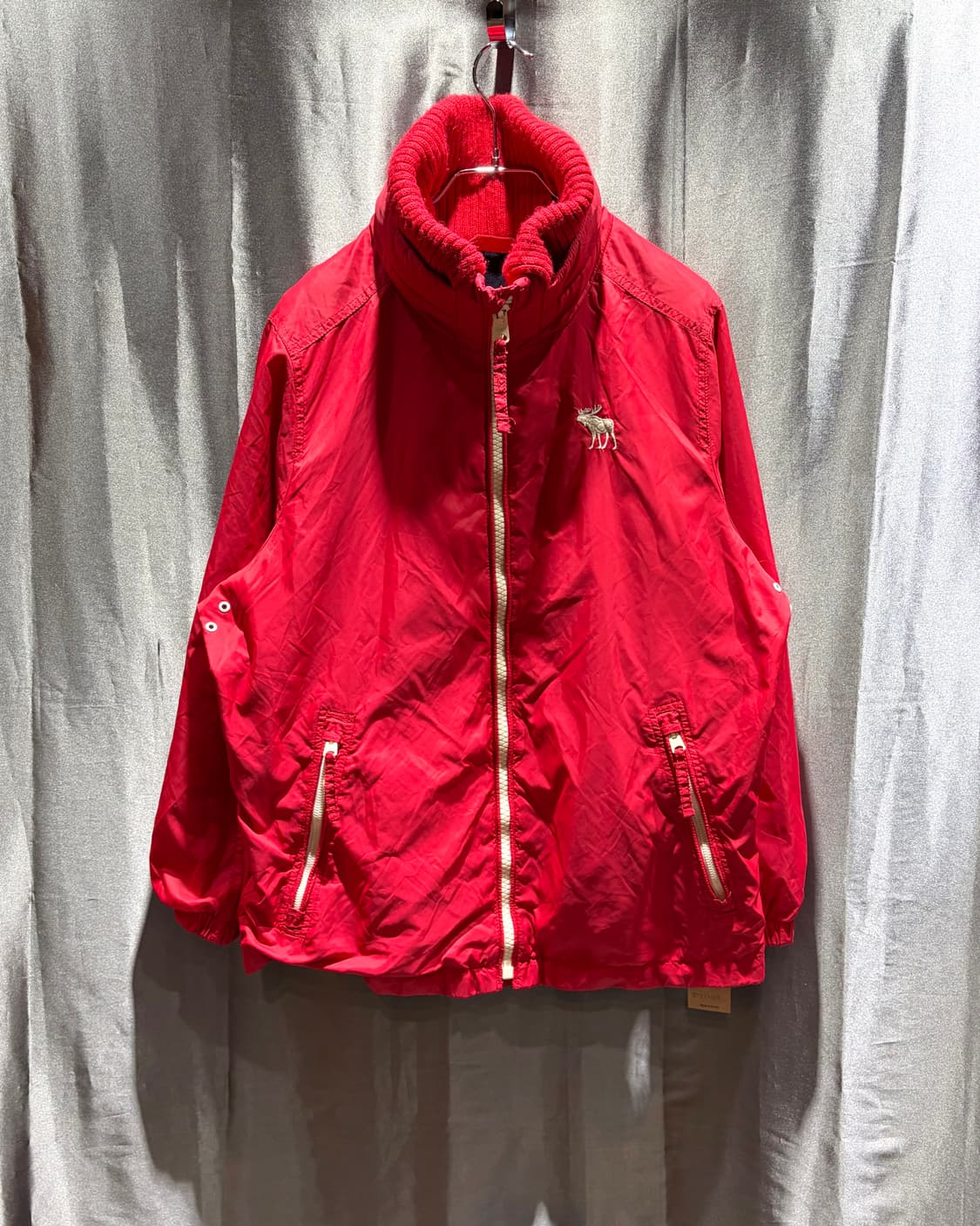 XL 아베크롬비 사슴로고 핑크레드 나일론 자켓 상품이미지2