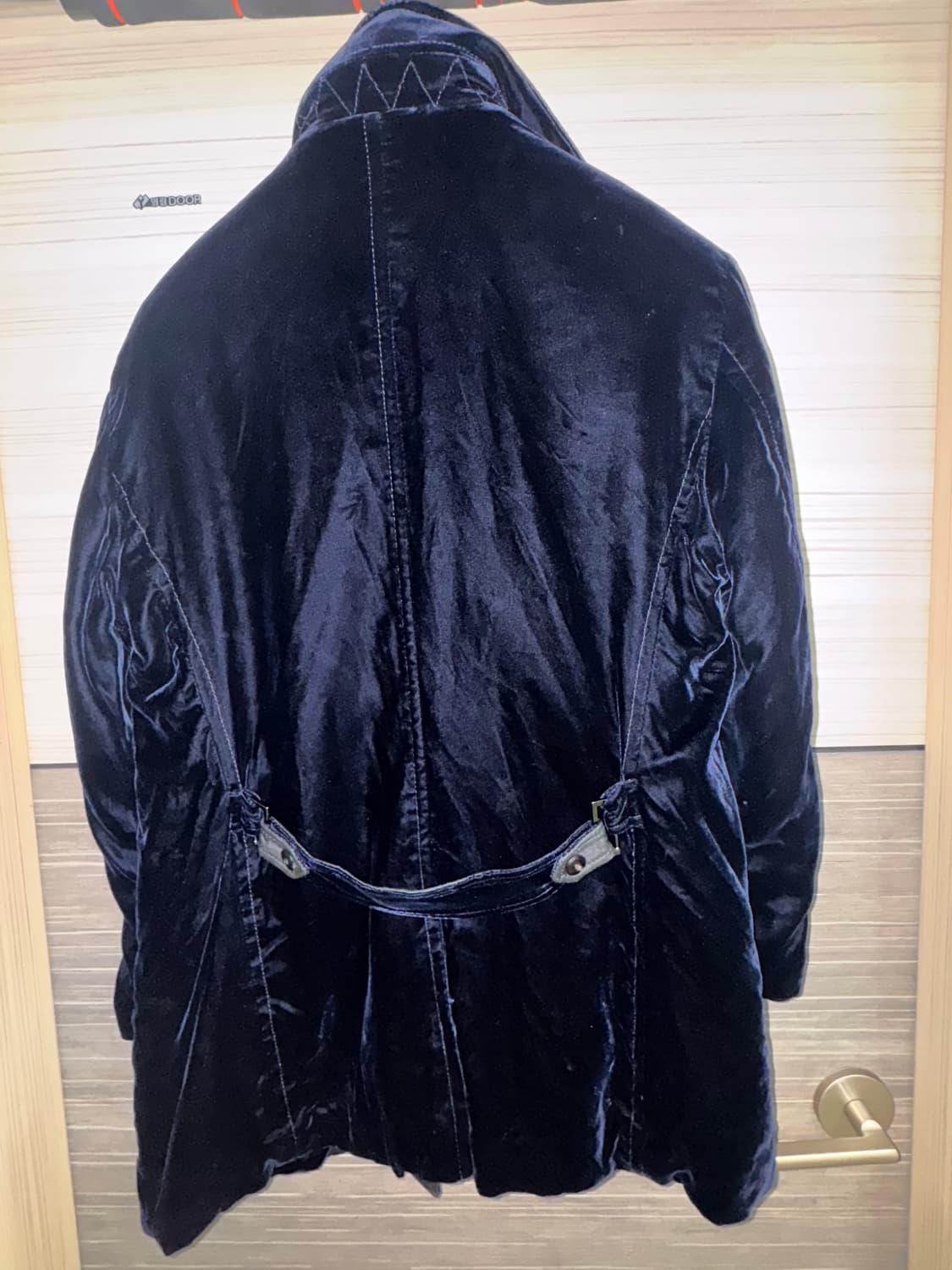 조르지오 아르마니 블랙라벨 벨벳후드 실사이즈 100 상품이미지3