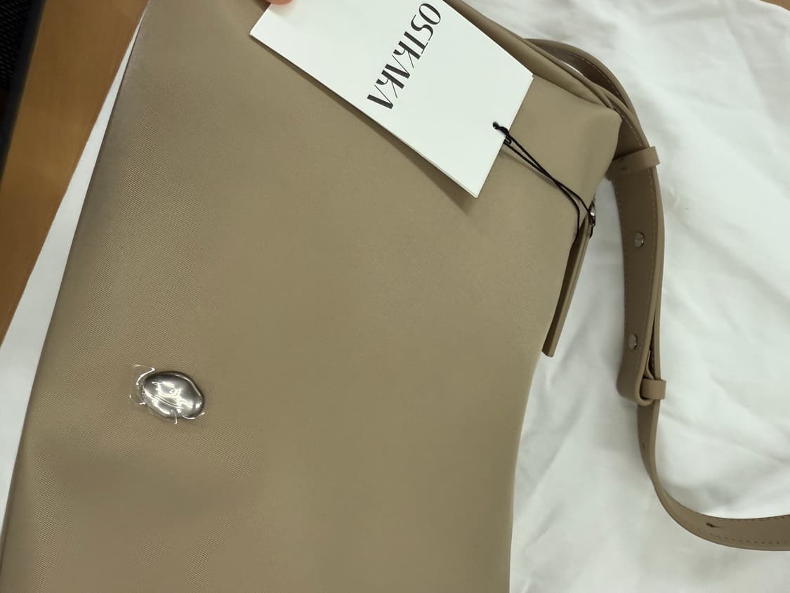 오스트카카 소프트숄더 나일론백 새상품 상품이미지8