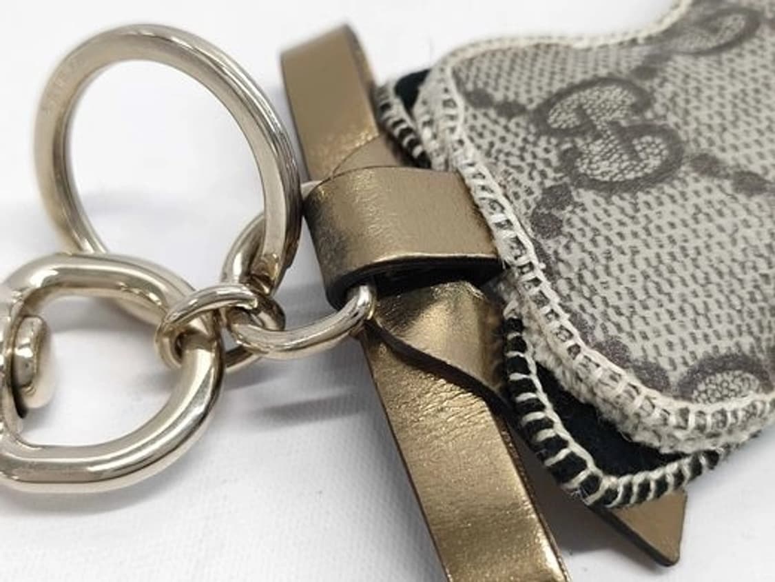 복원 예정] 구찌(GUCCI) 퍼그 가죽 키링 '올리버' 상품이미지6