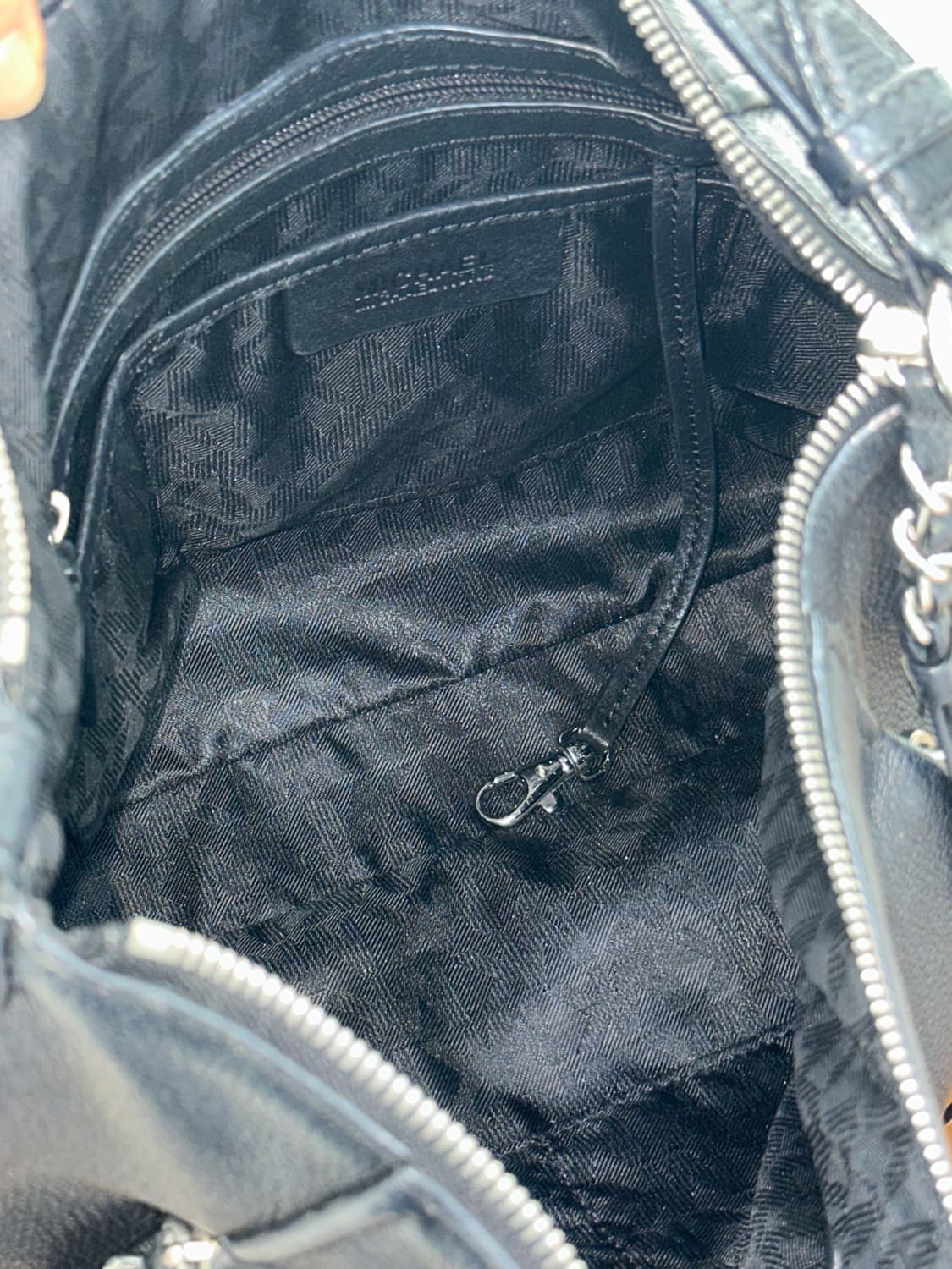 마이클 코어스 가죽 숄더백 상품이미지9