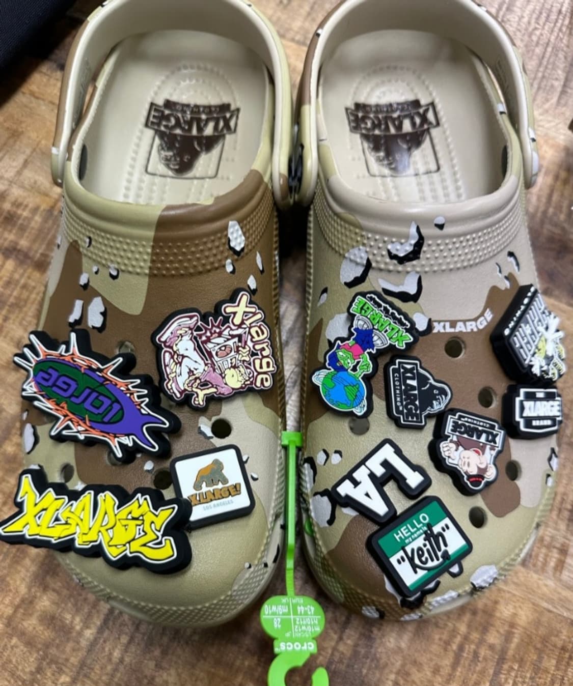 Xlarge x  crocs  상품이미지1