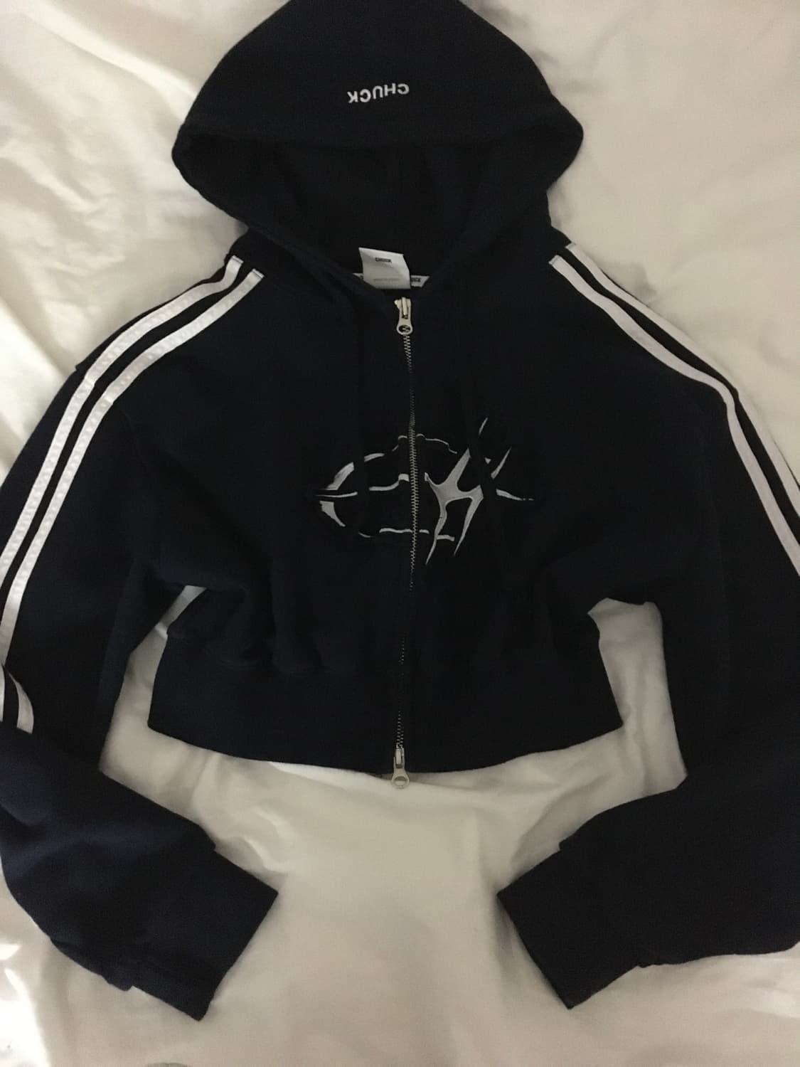 Chuck 네이비 크롭 후드집업 상품이미지2