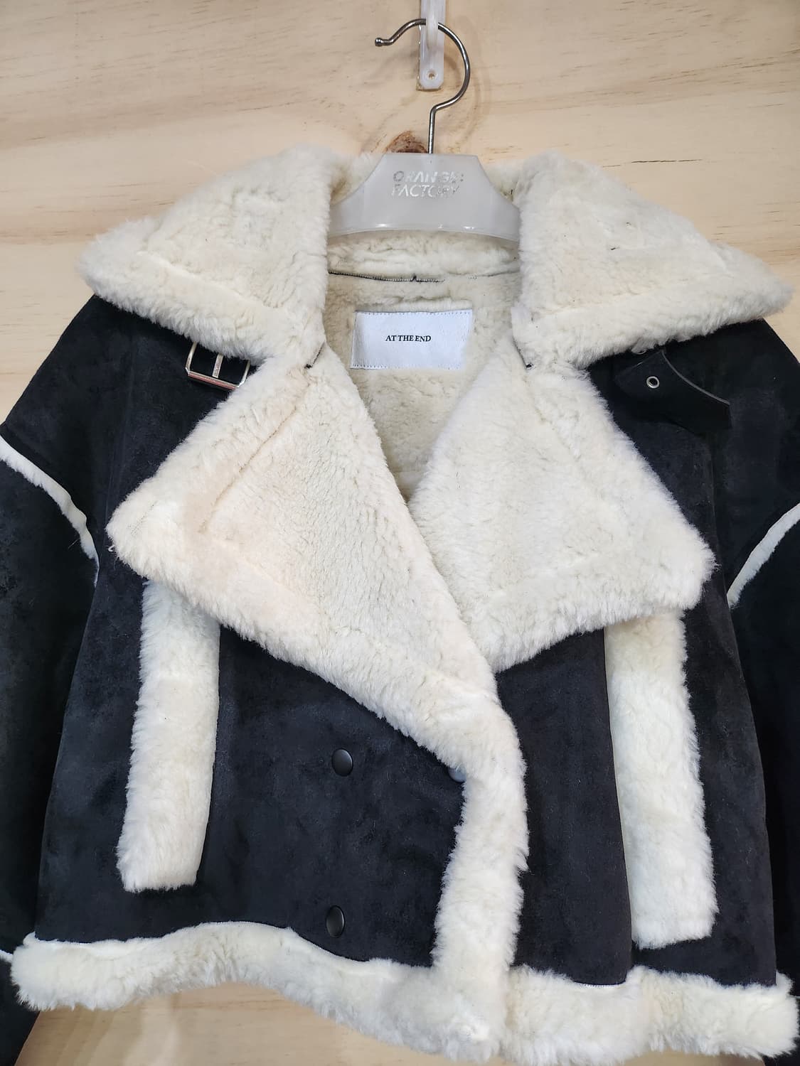 639) at the end 크롭 무스탕 자켓 상품이미지4