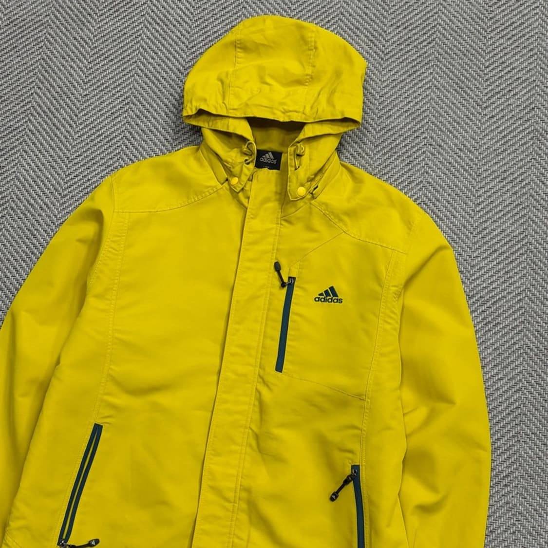 아디다스 로고 후드 바람막이 v1710 상품이미지3