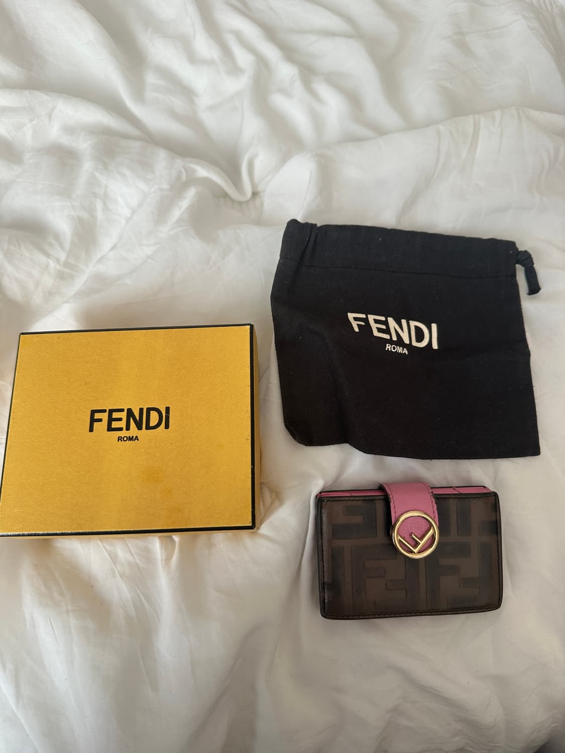 펜디 아코디언 카드지갑 핑크 상품이미지1