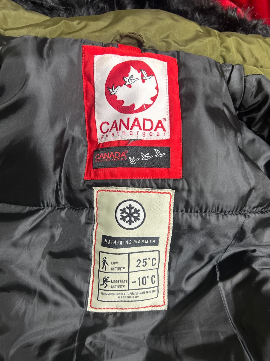 (정품) 캐나다웨더기어 퍼 후드 패딩팔아요 상품이미지6