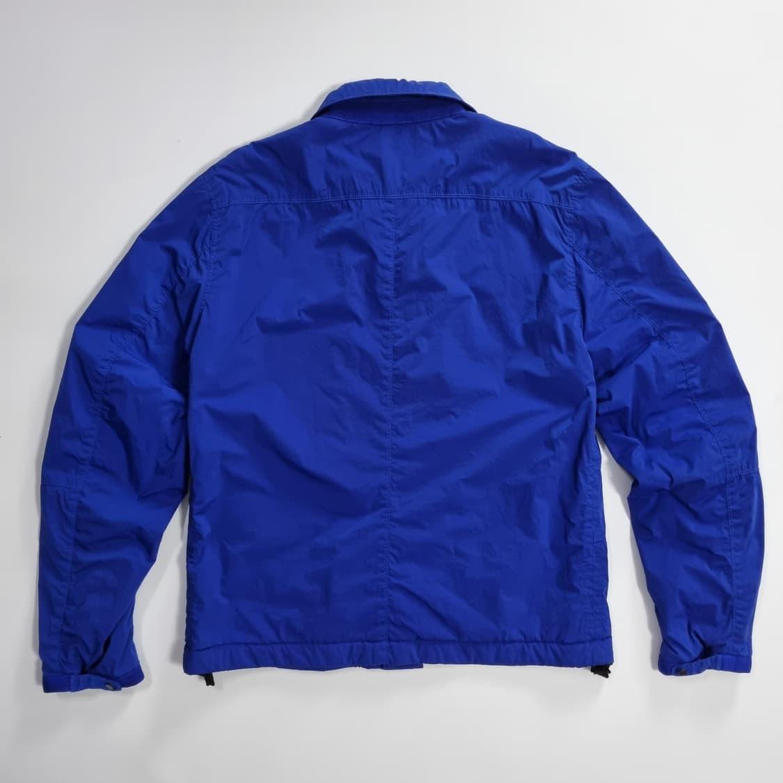 CP컴퍼니 코발트 블루 렌즈 점퍼  상품이미지3