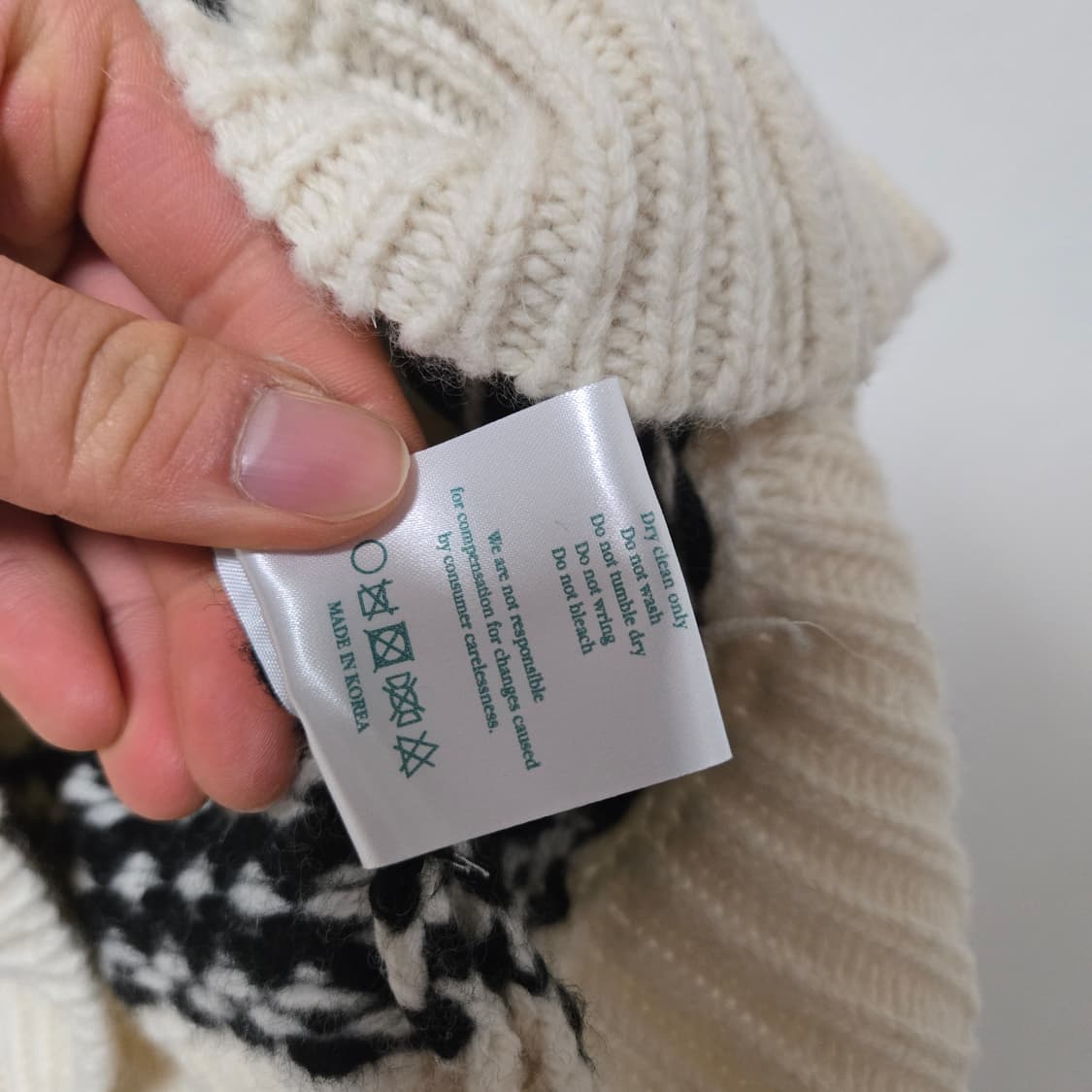 더바넷 모노 스키 니트 후드집업 (새상품) / 여성 후드집업/ 여성 가디 상품이미지5