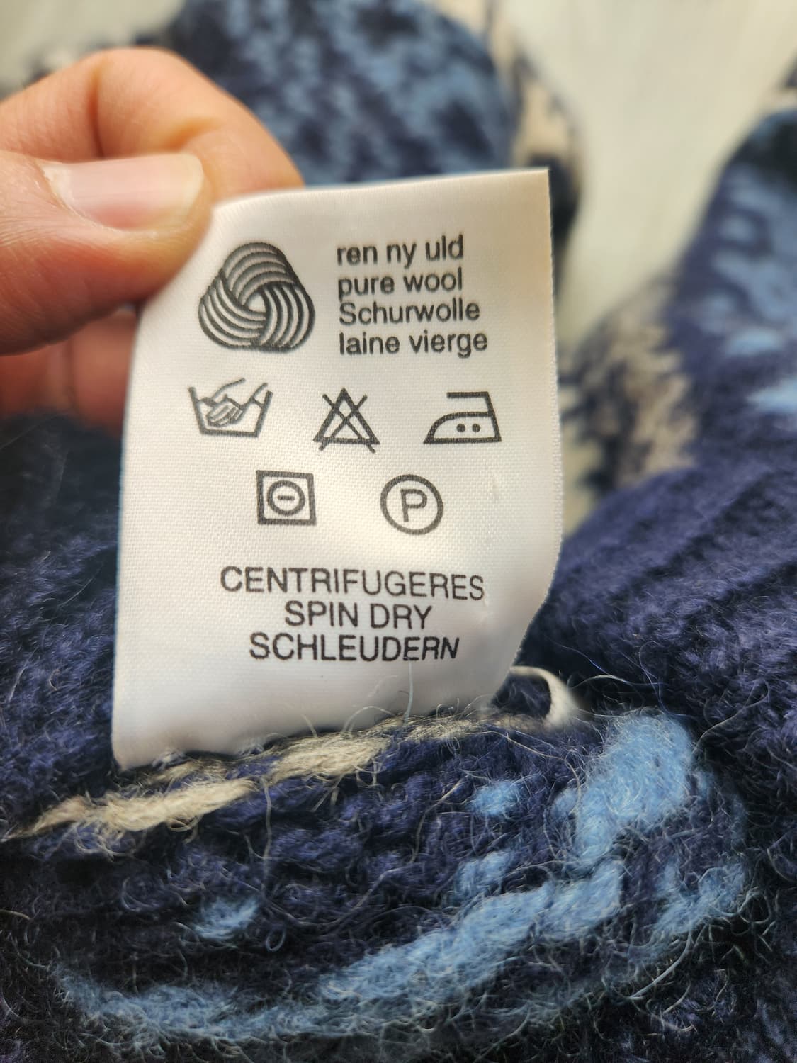 Scandia(Made in Denmark) 노르딕 패턴 울 가디건 M 상품이미지3