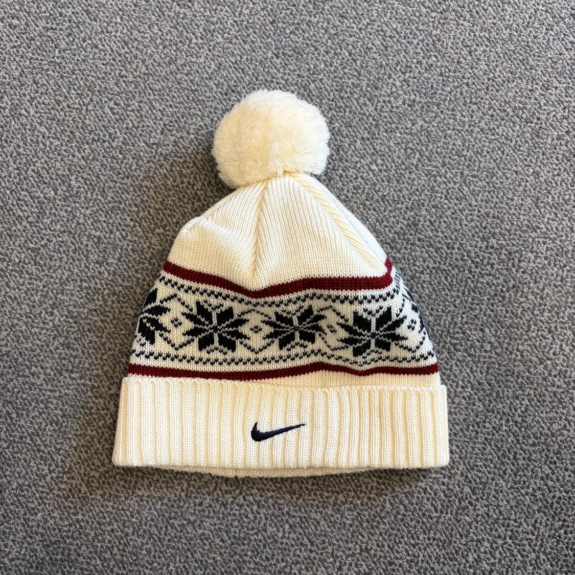 226. 나이키 방울비니 상품이미지1