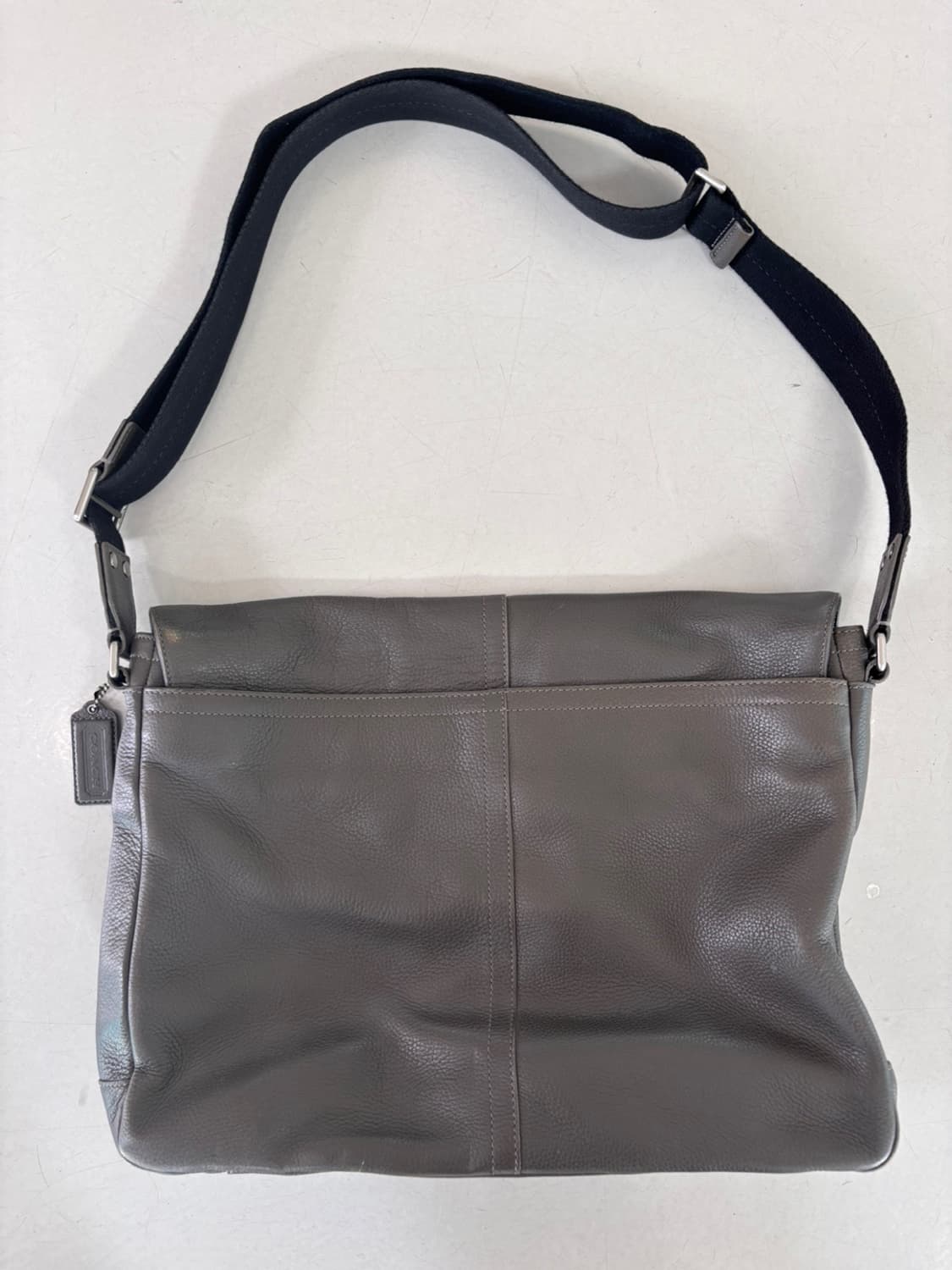 Vintage Coach Leather Cross Bag 상품이미지4