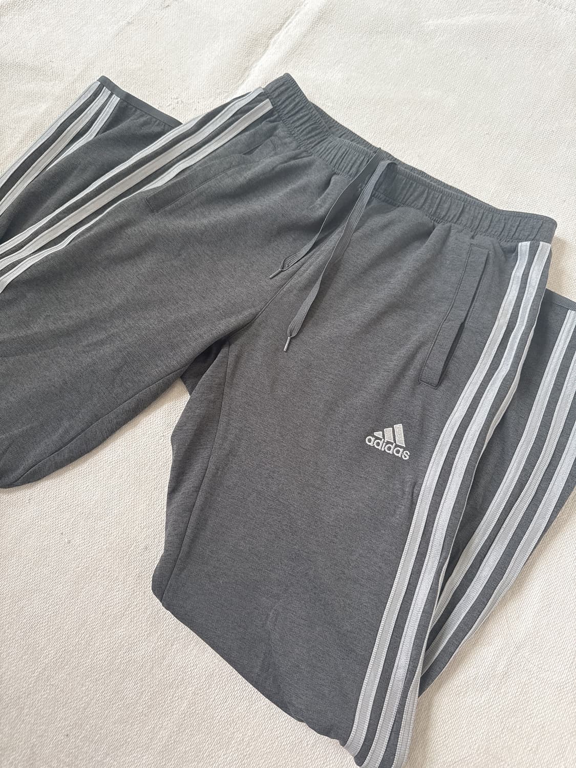 아디다스 실버그레이 츄리닝바지 트랙팬츠 상품이미지3