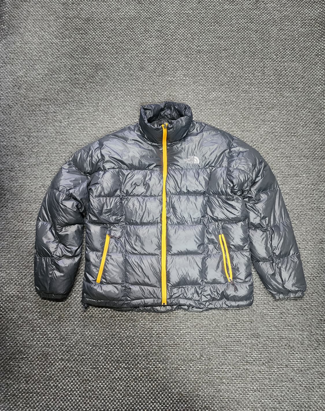 노스페이스 그레이 경량 패딩 100 L사이즈 상품이미지1