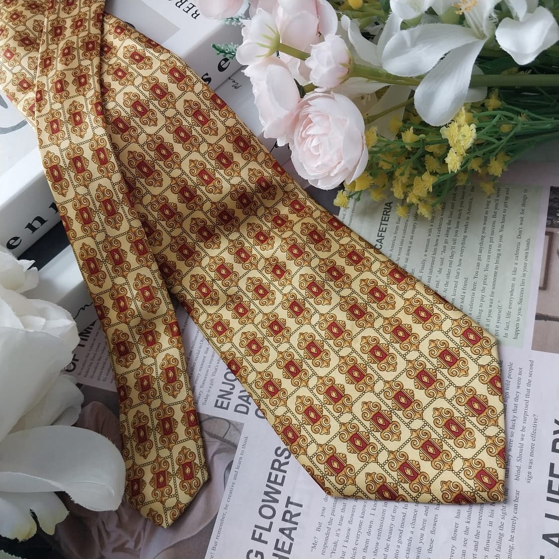 루카 프란치니 실크 기하 패턴 넥타이 10.1cm A등급 K1276

 상품이미지2