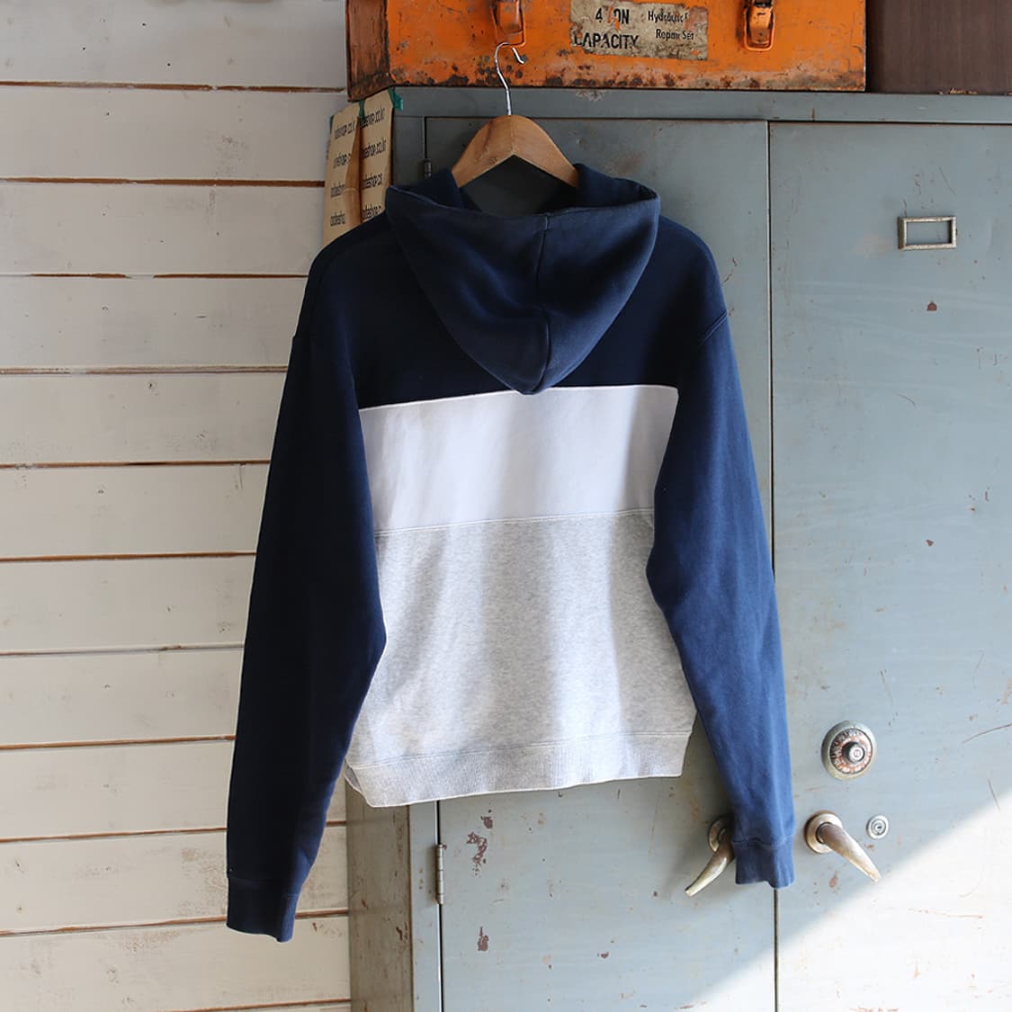 (착용컷) 아디다스 후드 티셔츠 (남성용 M) 상품이미지2