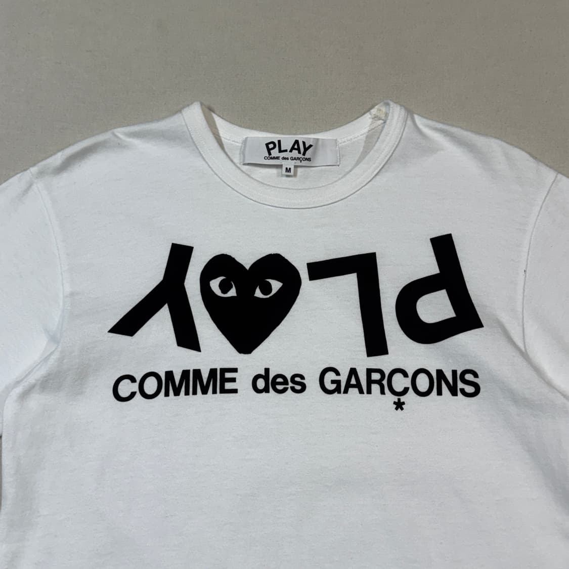 M) 꼼데가르송 플레이 숏 슬리브 반팔 티셔츠 정품 상품이미지3