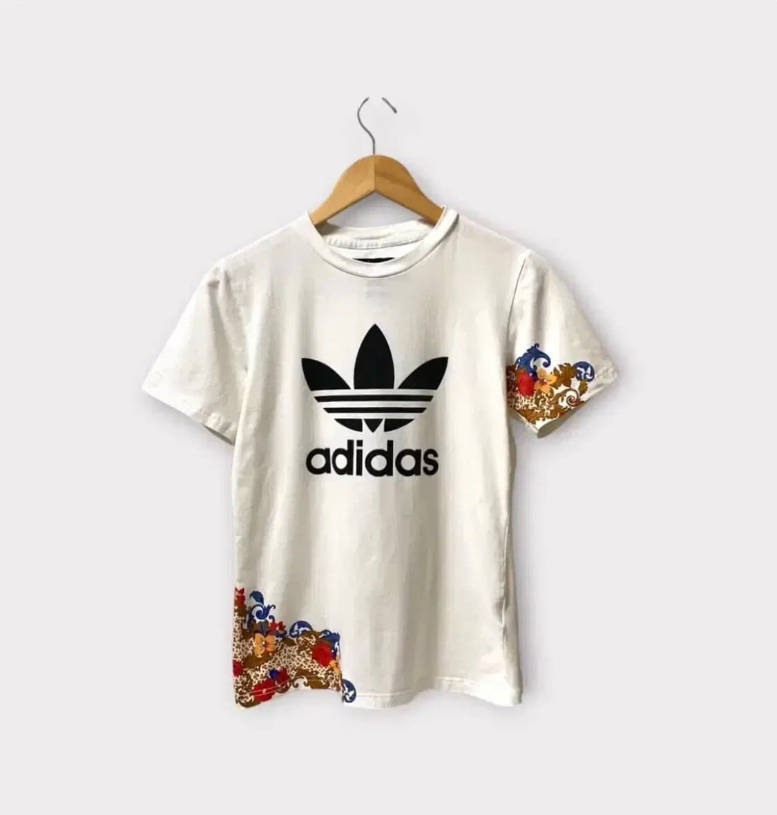 아디다스 X HER Studio London 플라워 반팔티 S 상품이미지1