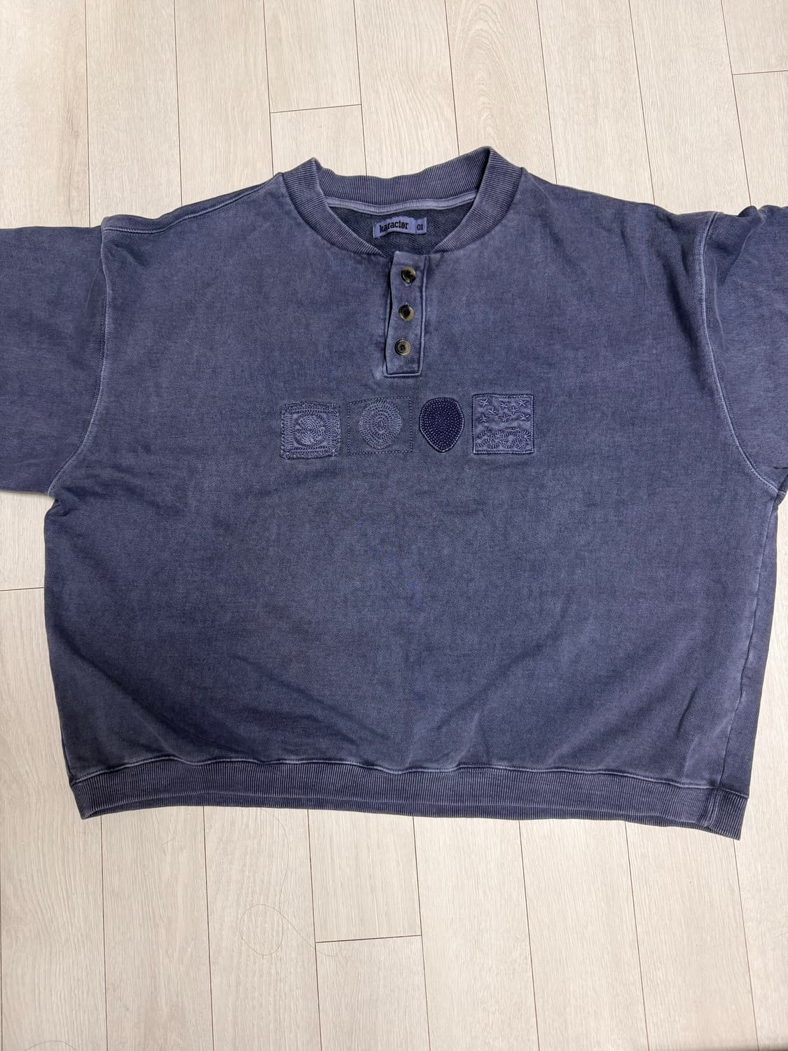 카락터 맨투맨 상품이미지1