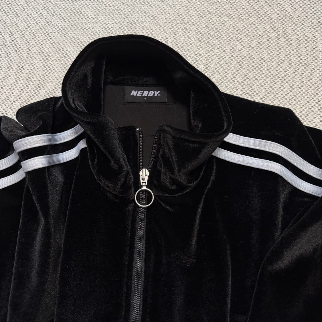 널디 벨벳 트랙 자켓 상품이미지2
