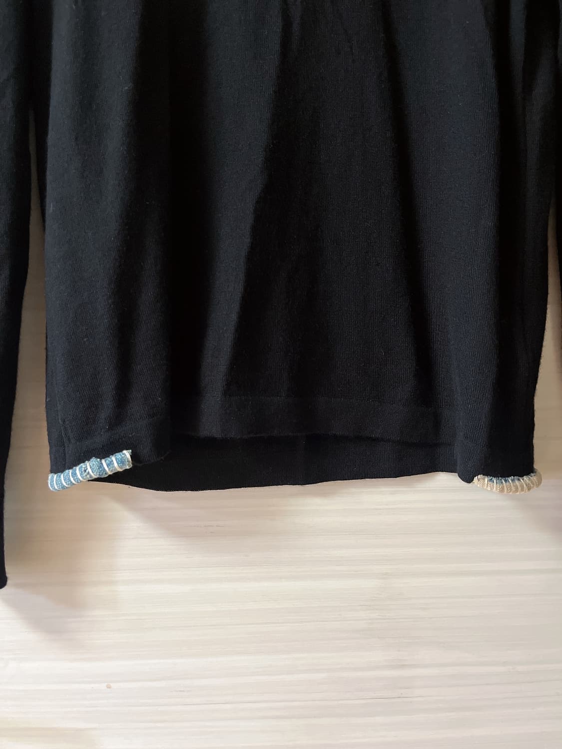 Visvim 검정 캐시미어 니트 상품이미지3