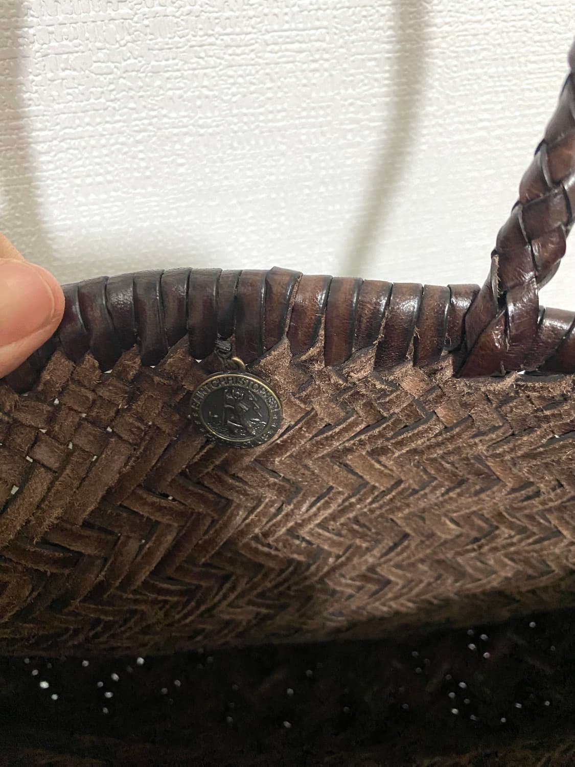 드래곤 디퓨전 스몰 토트백 다크브라운  상품이미지6