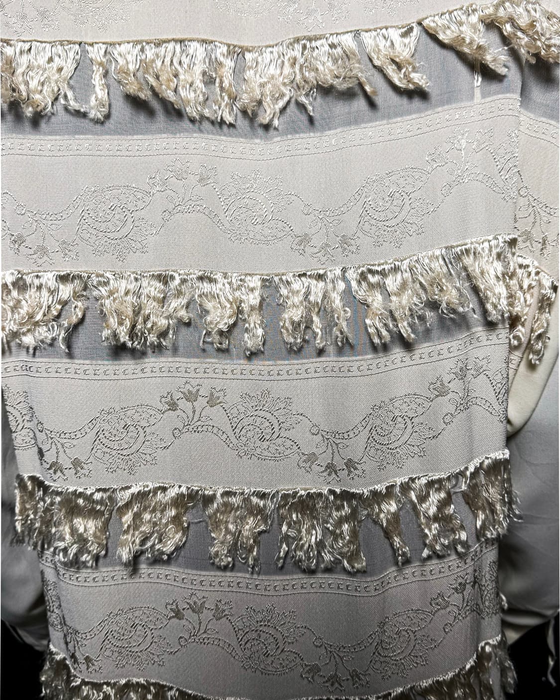 Ivory Fringe Detail Blouse 상품이미지4