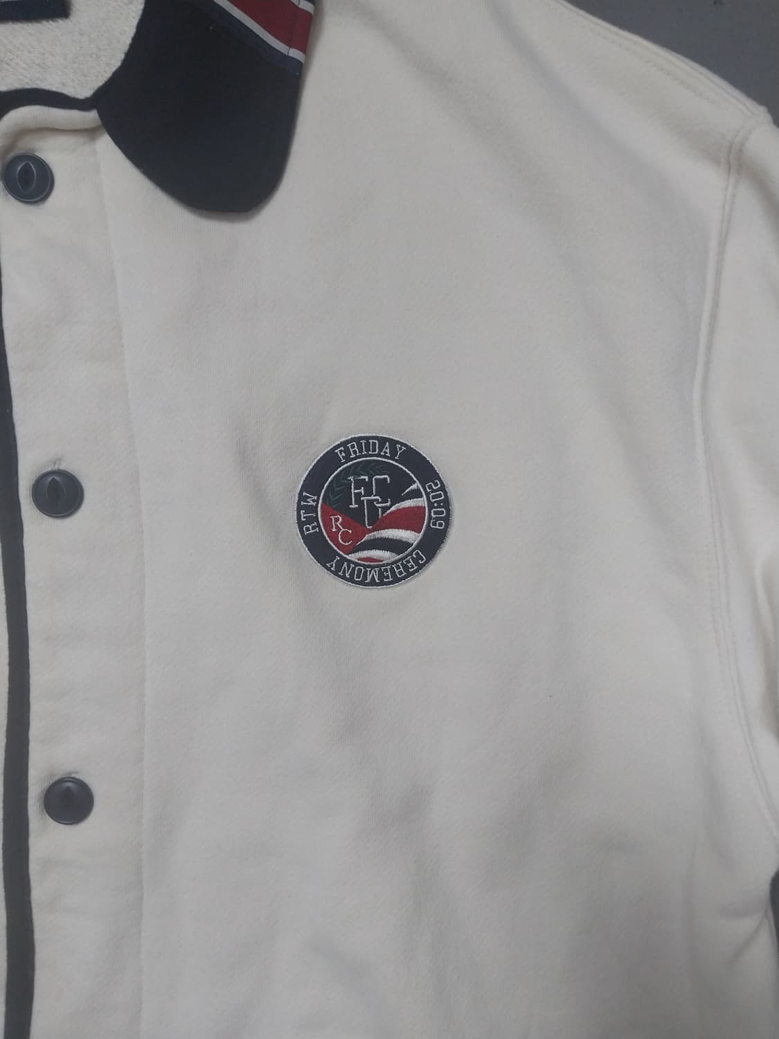 [L] 로맨틱크라운 라운드 카라 코튼 가디건 오트밀 상품이미지3