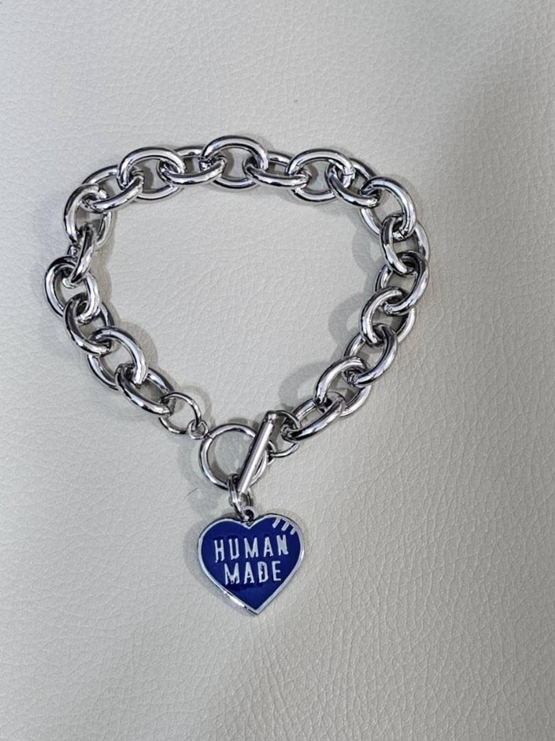휴먼 메이드 X 걸스 돈 크라이 하트 참 브레이슬릿 상품이미지1