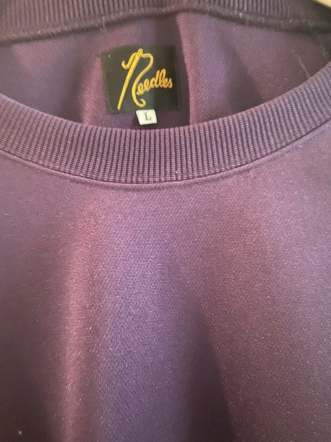 니들스 크루넥 다크퍼플l 상품이미지3