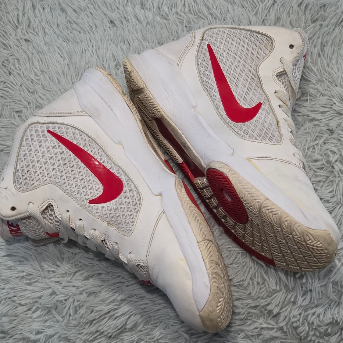 3q-1:나이키 레드 스우시 하이컷 농구화 화이트/레드 (23.5cm) 상품이미지7