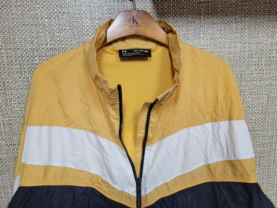 2XL 110사이즈 언더아머 바람막이 자켓  상품이미지2