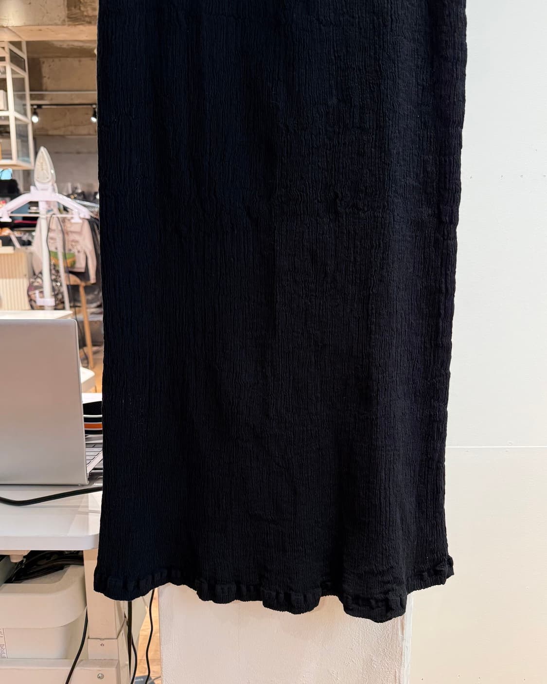이세이미야케 하트 블랙 링컬 롱스커트  상품이미지4