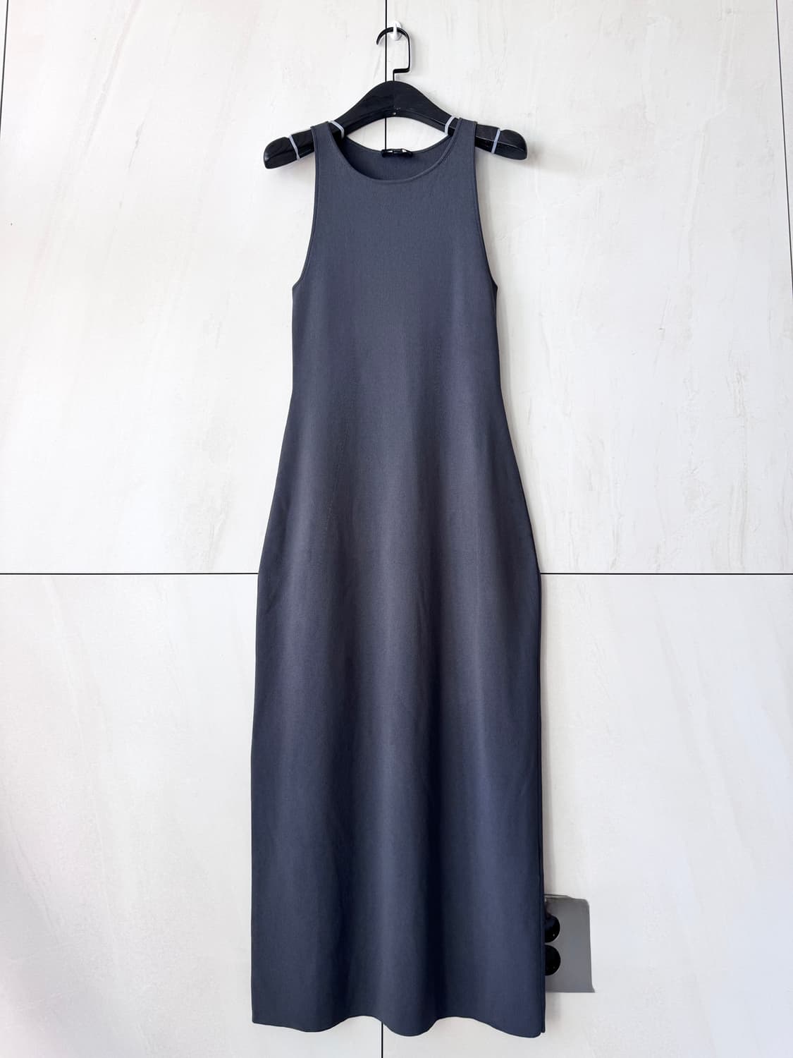 새상품 COS 민소매 니트 롱 원피스 S 사이즈(44,55가능) 상품이미지1