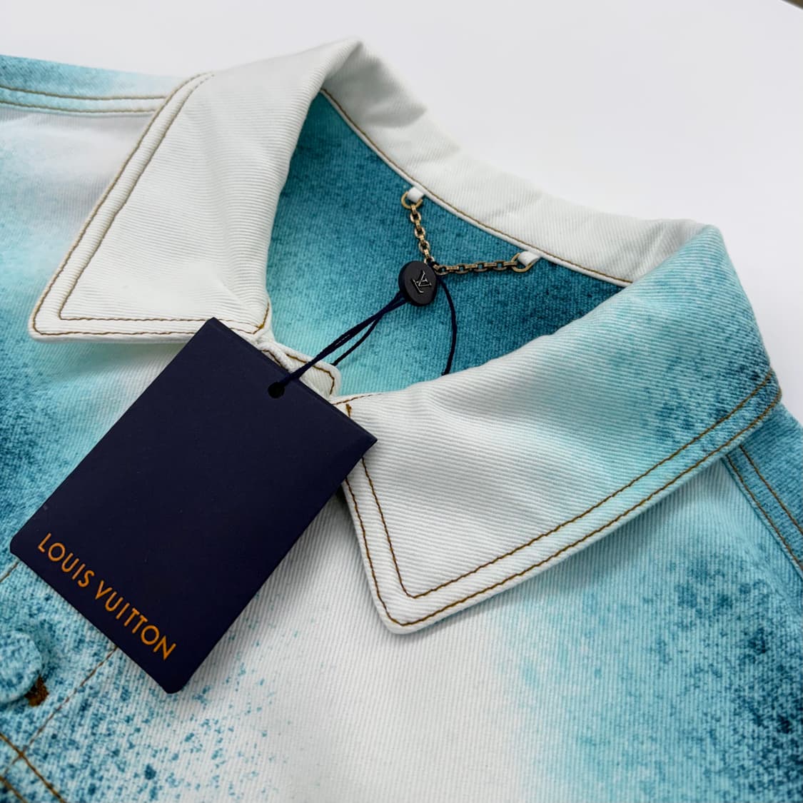 { 50 } 루이비통 스프레이 데님 자켓 상품이미지3