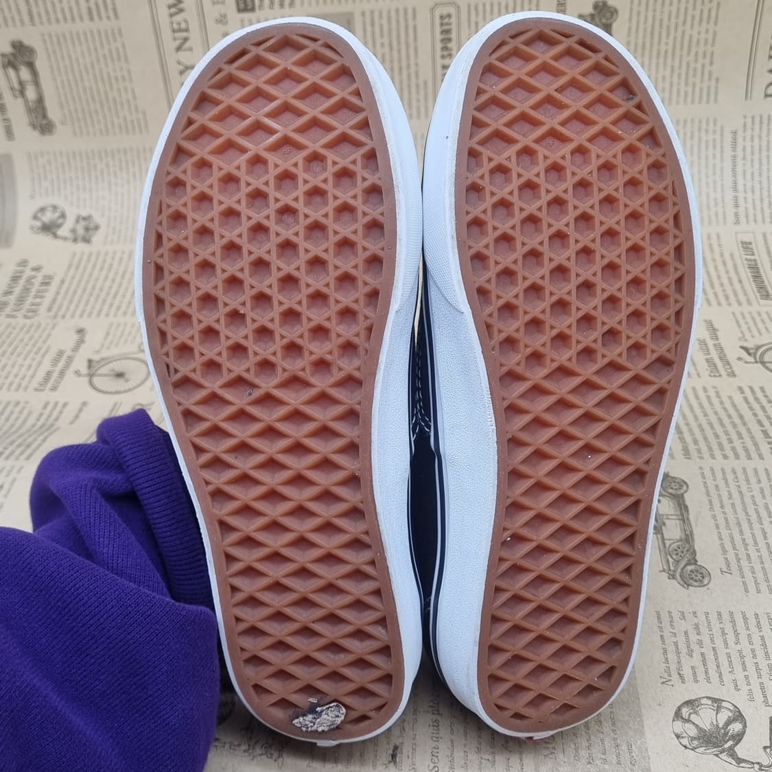 반스 어센틱 여성스니커즈230 상품이미지3