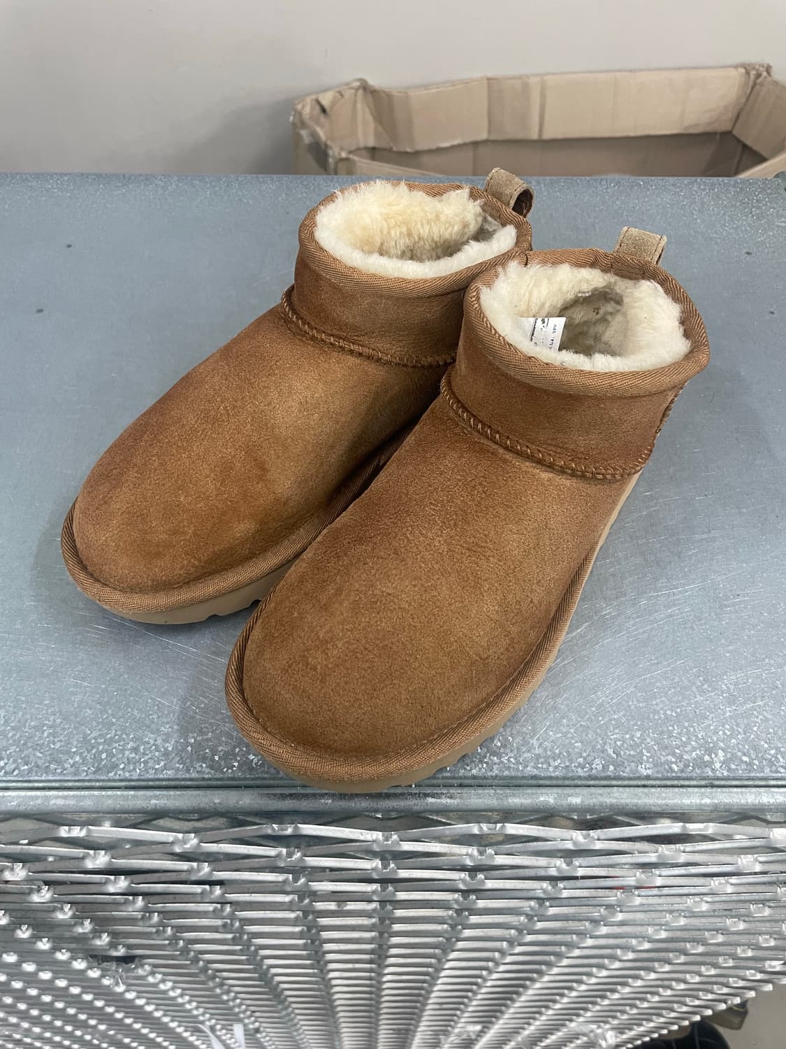 어그 클래식 울트라 미니 체스트넛 230 상품이미지2