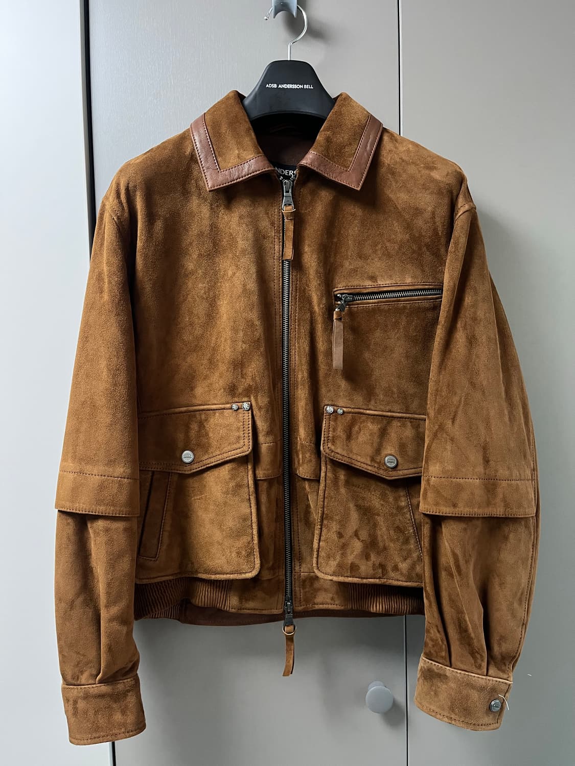 앤더슨벨 미쿠스 스웨이드 봄버 자켓 awa673m - S사이즈 상품이미지1