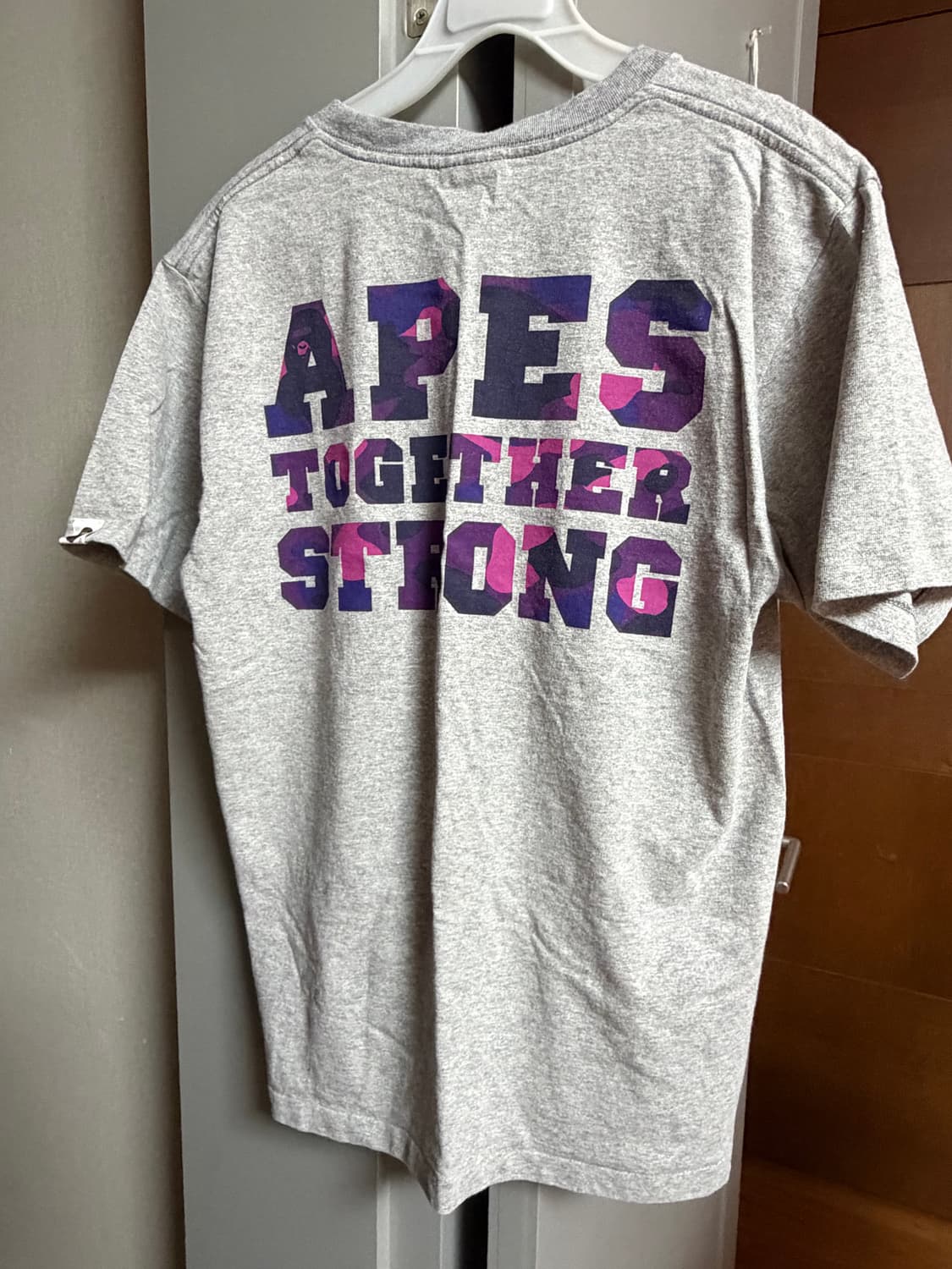 베이프 반팔티 상품이미지2