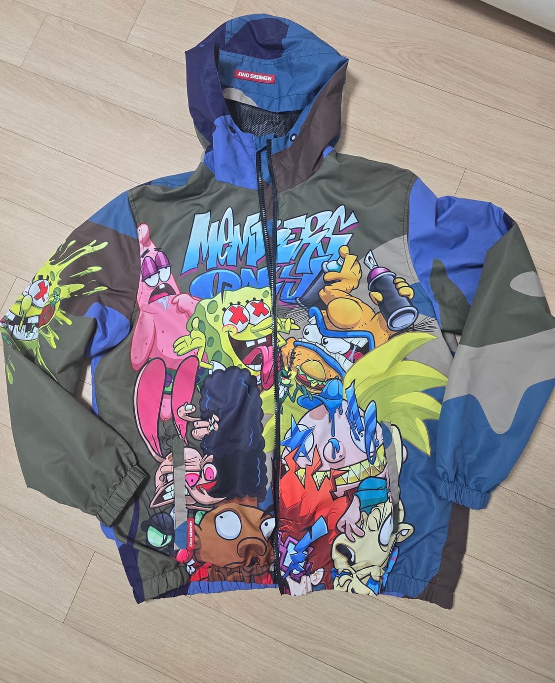 멤버스온리 니켈로돈 콜라보 바람막이 상품이미지1