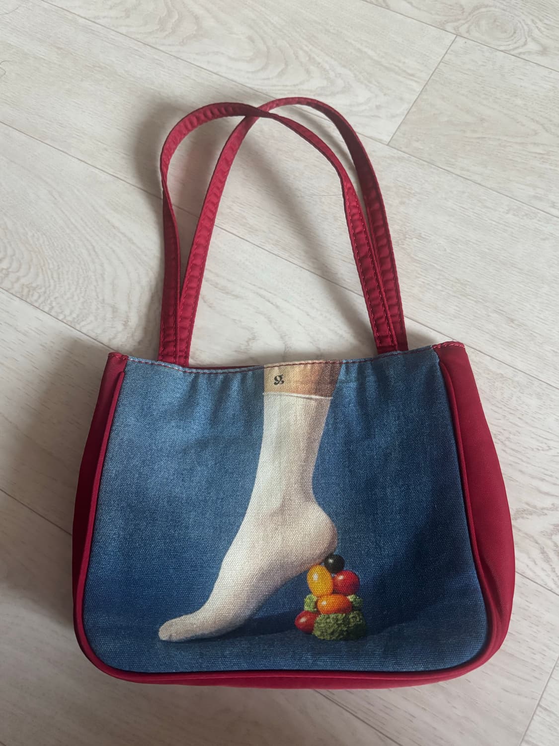 huggingoat 허깅고트 토트백 상품이미지1