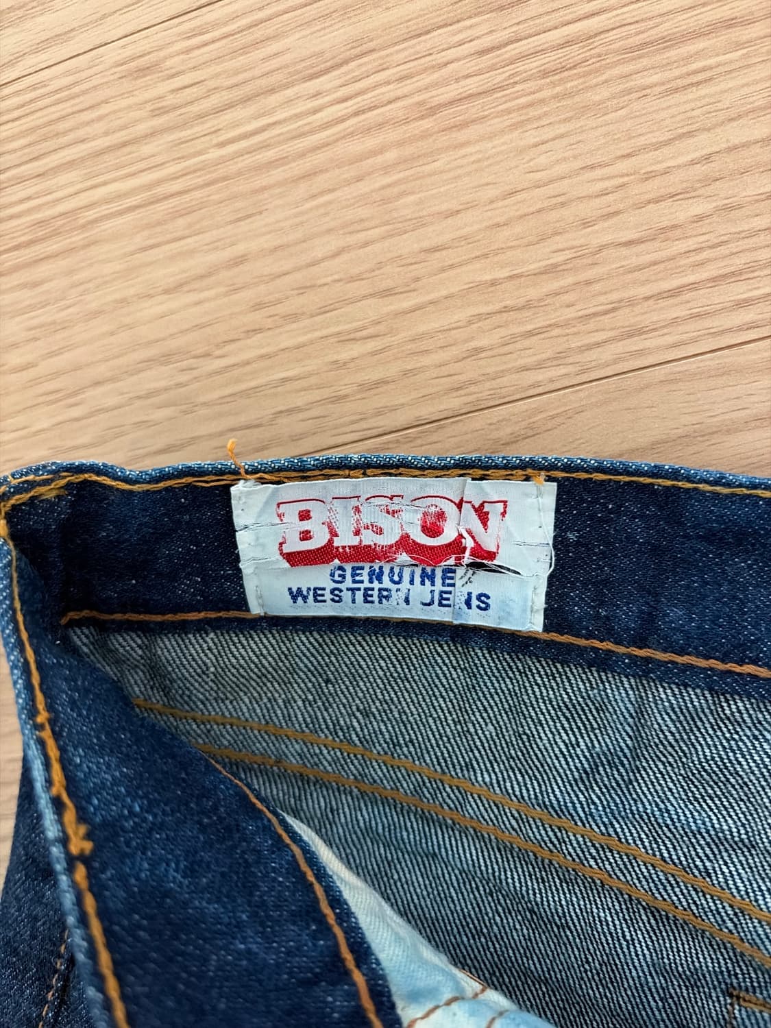 Bison 바이슨 부츠컷 진청 데님 팬츠 상품이미지5