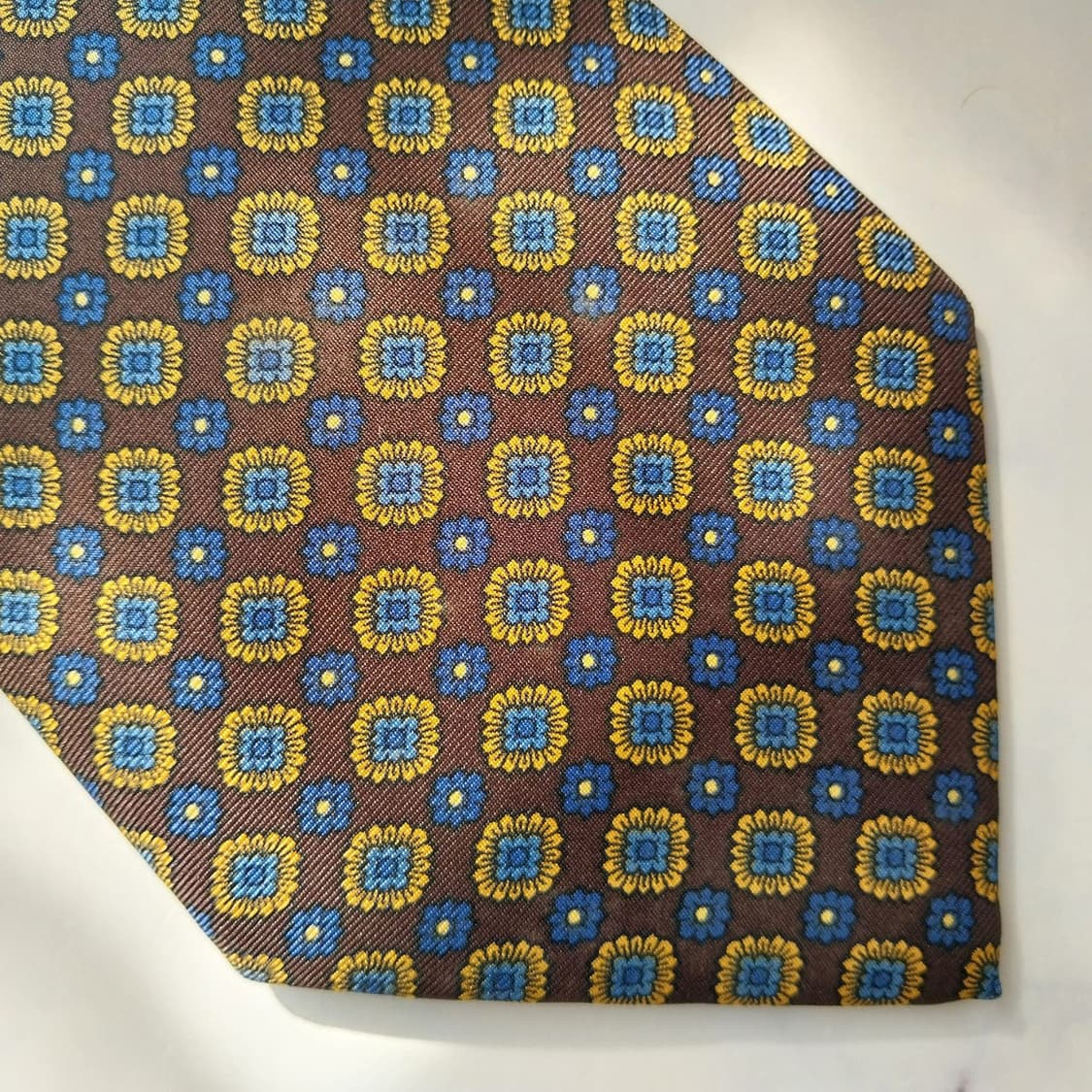 앤드류스타이 실크 브라운 패턴 넥타이 9.9cm A+등급 K2208
 상품이미지6